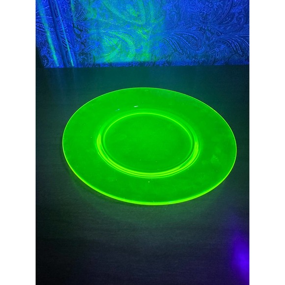 Antique Tiffin Vaseline canary yellow 7 3/8” plate - Picture 5 of 10